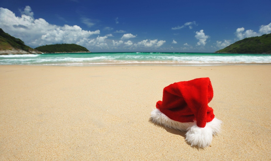 Enjoy the Warm Christmas in South East Asia